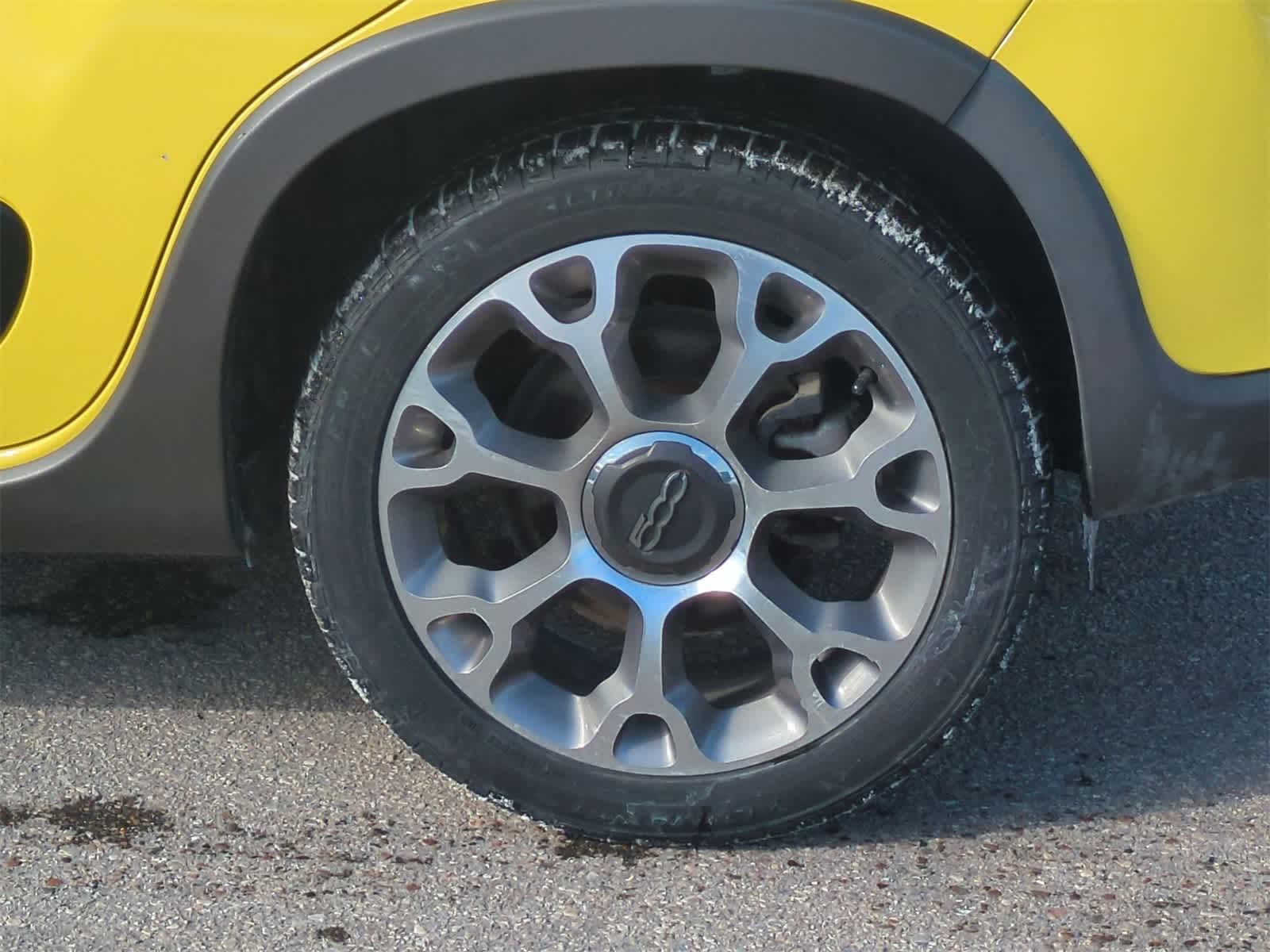 Thumbnail: 2014 Fiat 500L - 13