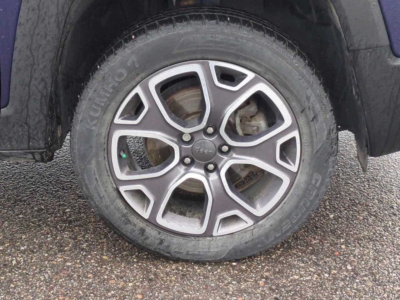 Thumbnail: 2016 Jeep Renegade - 13