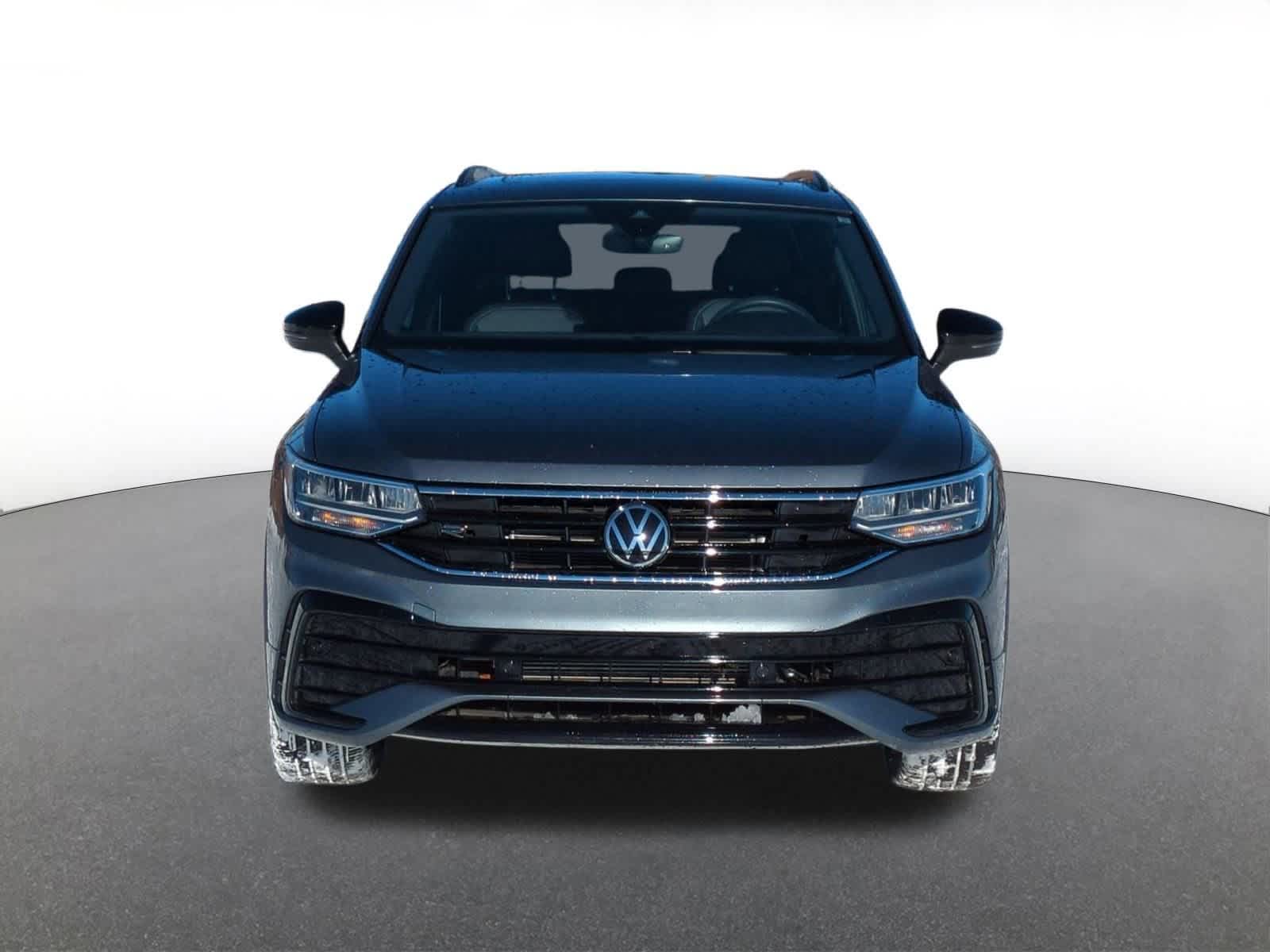 Thumbnail: 2023 Volkswagen Tiguan - 9