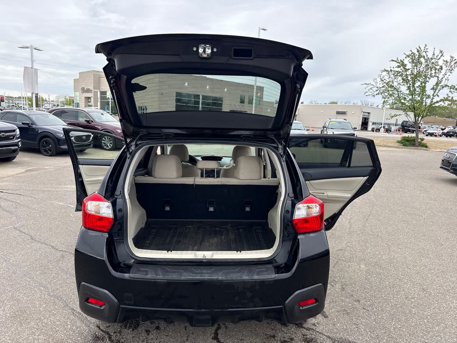 Thumbnail: 2014 Subaru XV Crosstrek - 23