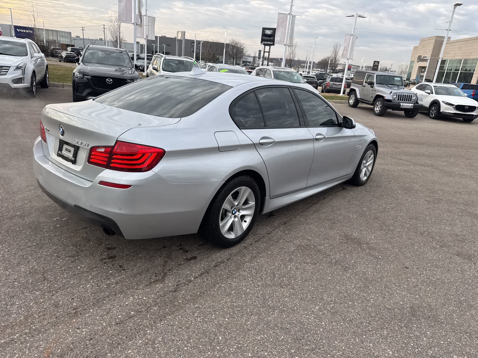 Thumbnail: 2016 BMW 5 Series - 5