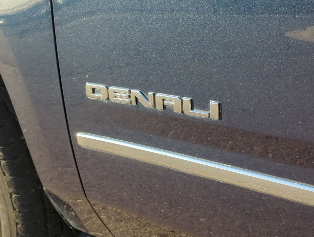 Thumbnail: 2018 GMC Yukon XL - 12