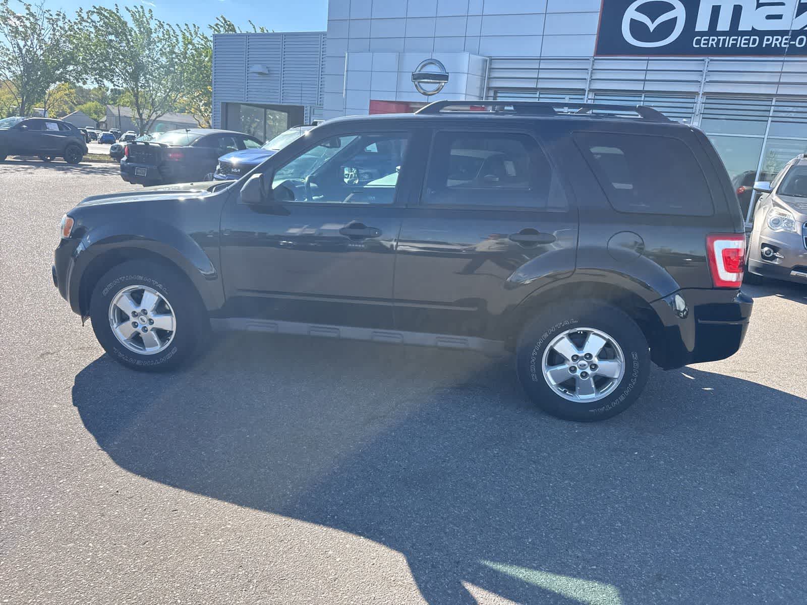 Thumbnail: 2011 Ford Escape - 7