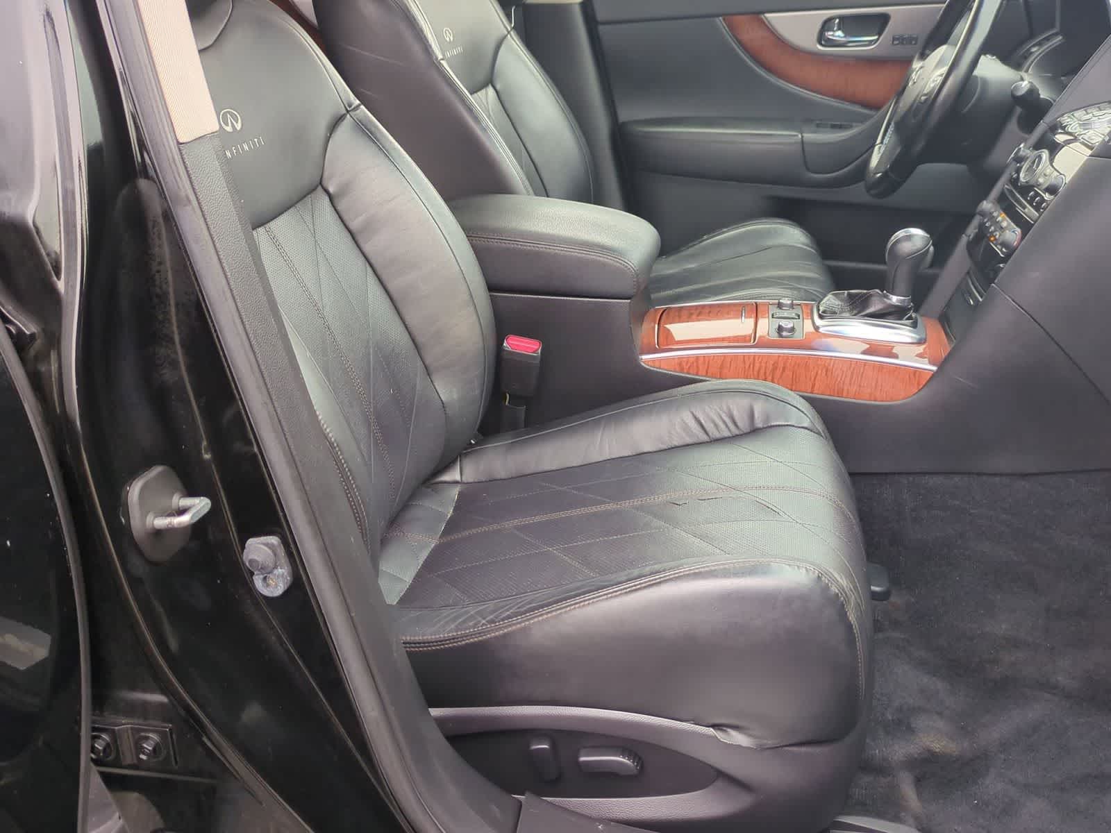 Thumbnail: 2012 INFINITI FX35 - 22