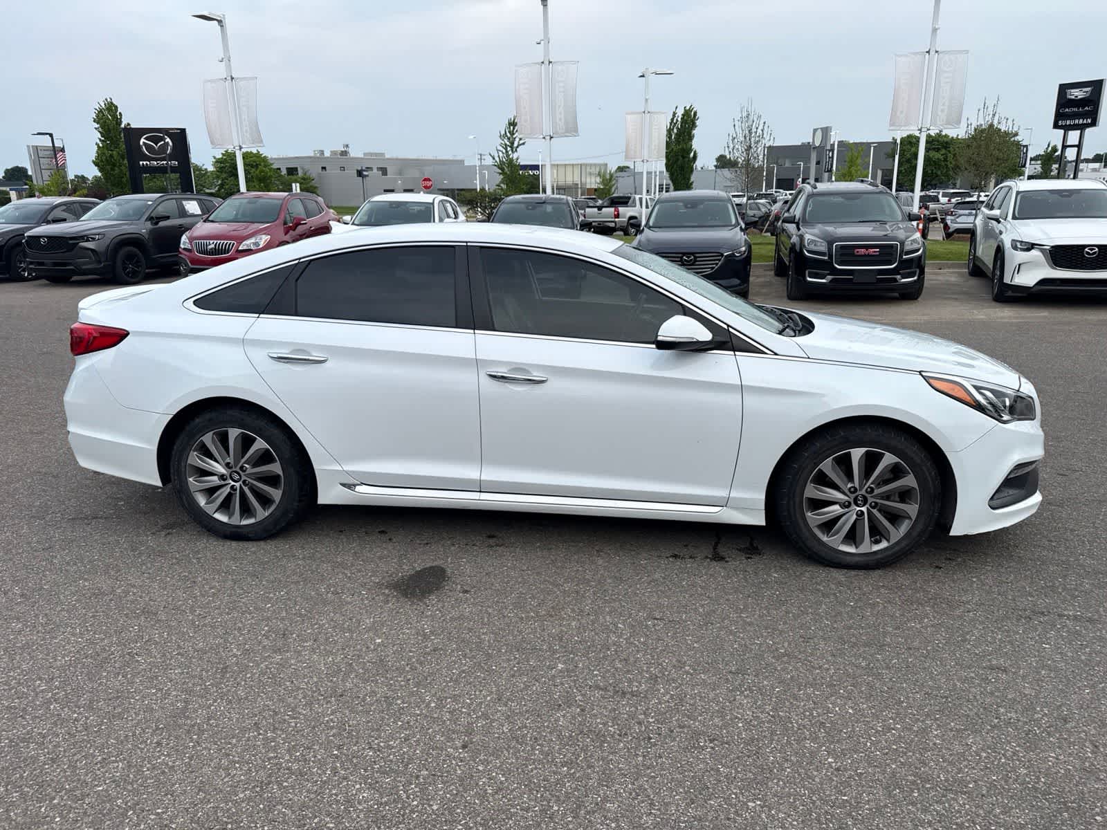 Thumbnail: 2016 Hyundai Sonata - 4