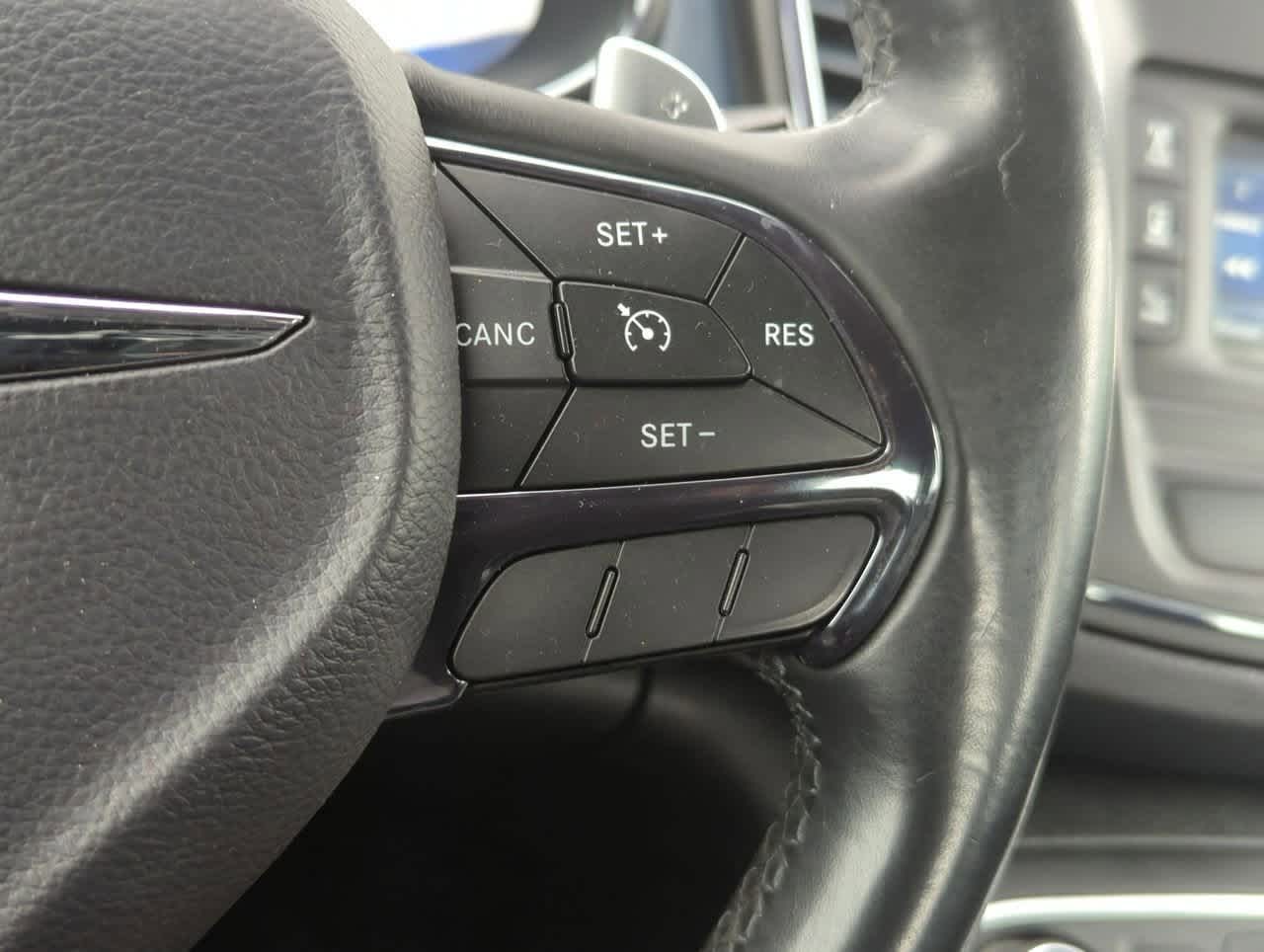 Thumbnail: 2015 Chrysler 200 - 22