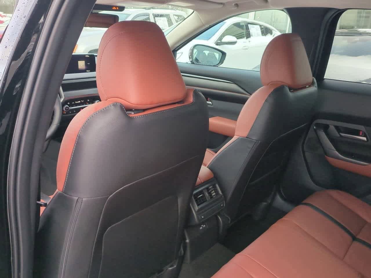 Thumbnail: 2026 Mazda CX-50 - 17