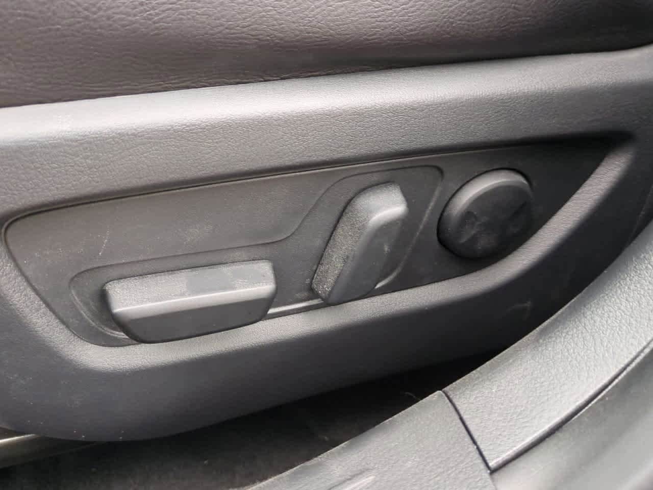 Thumbnail: 2025 Mazda CX-50 - 15