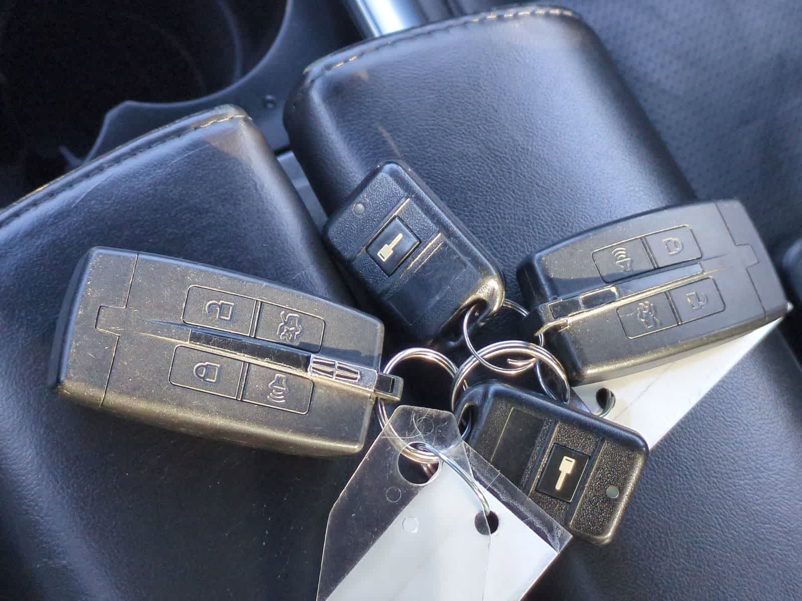 Thumbnail: 2009 Lincoln MKS - 36