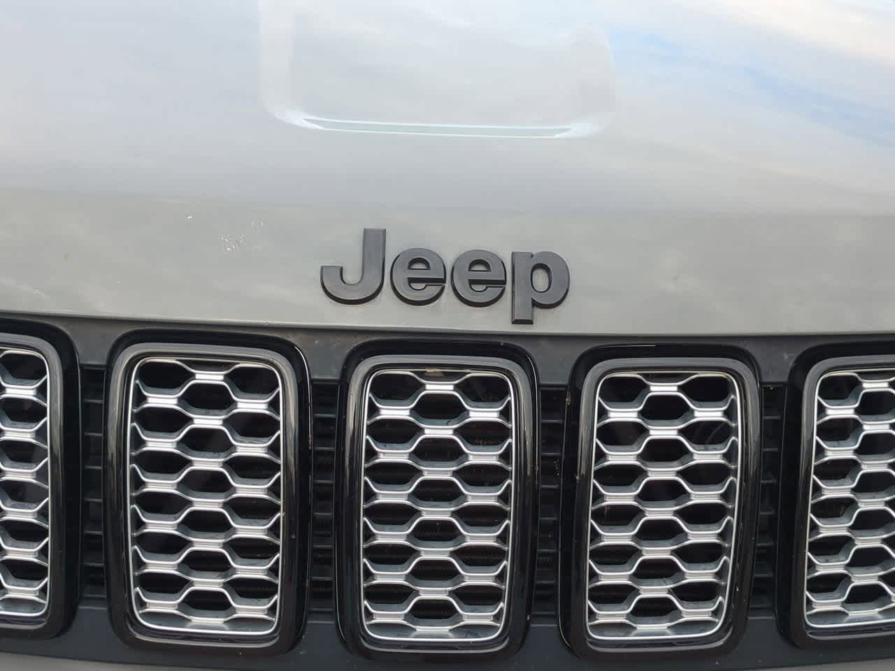 Thumbnail: 2021 Jeep Grand Cherokee - 11