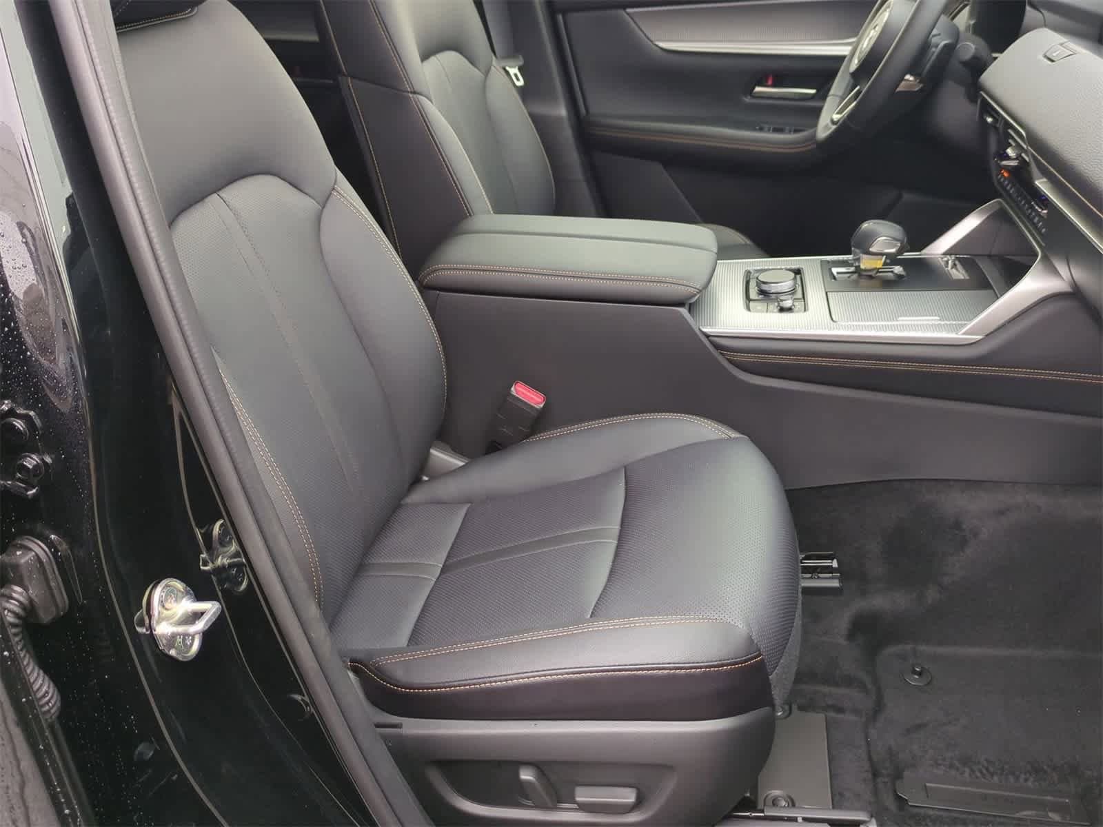 Thumbnail: 2026 Mazda CX-70 - 22