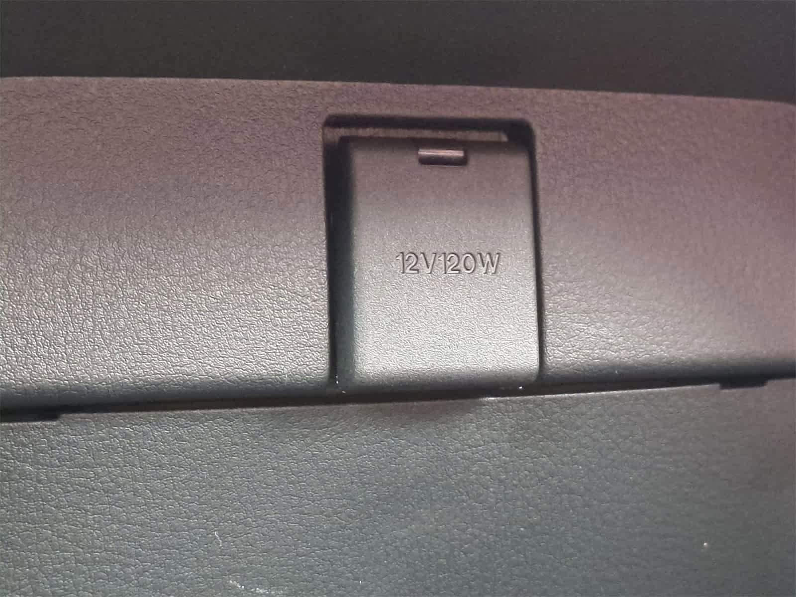 Thumbnail: 2026 Mazda CX-50 - 31