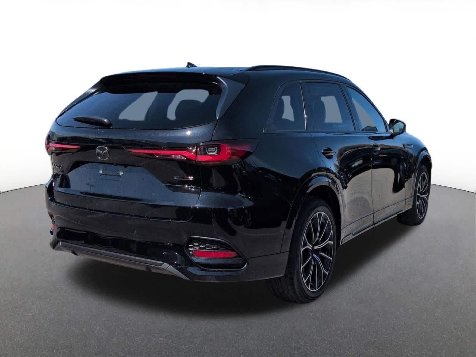 Thumbnail: 2026 Mazda CX-70 - 6