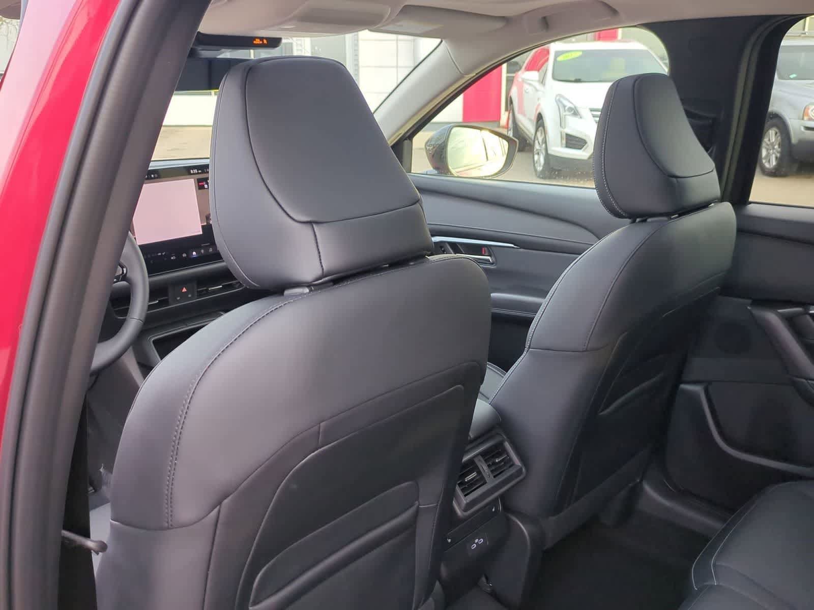 Thumbnail: 2026 Mazda CX-5 - 17