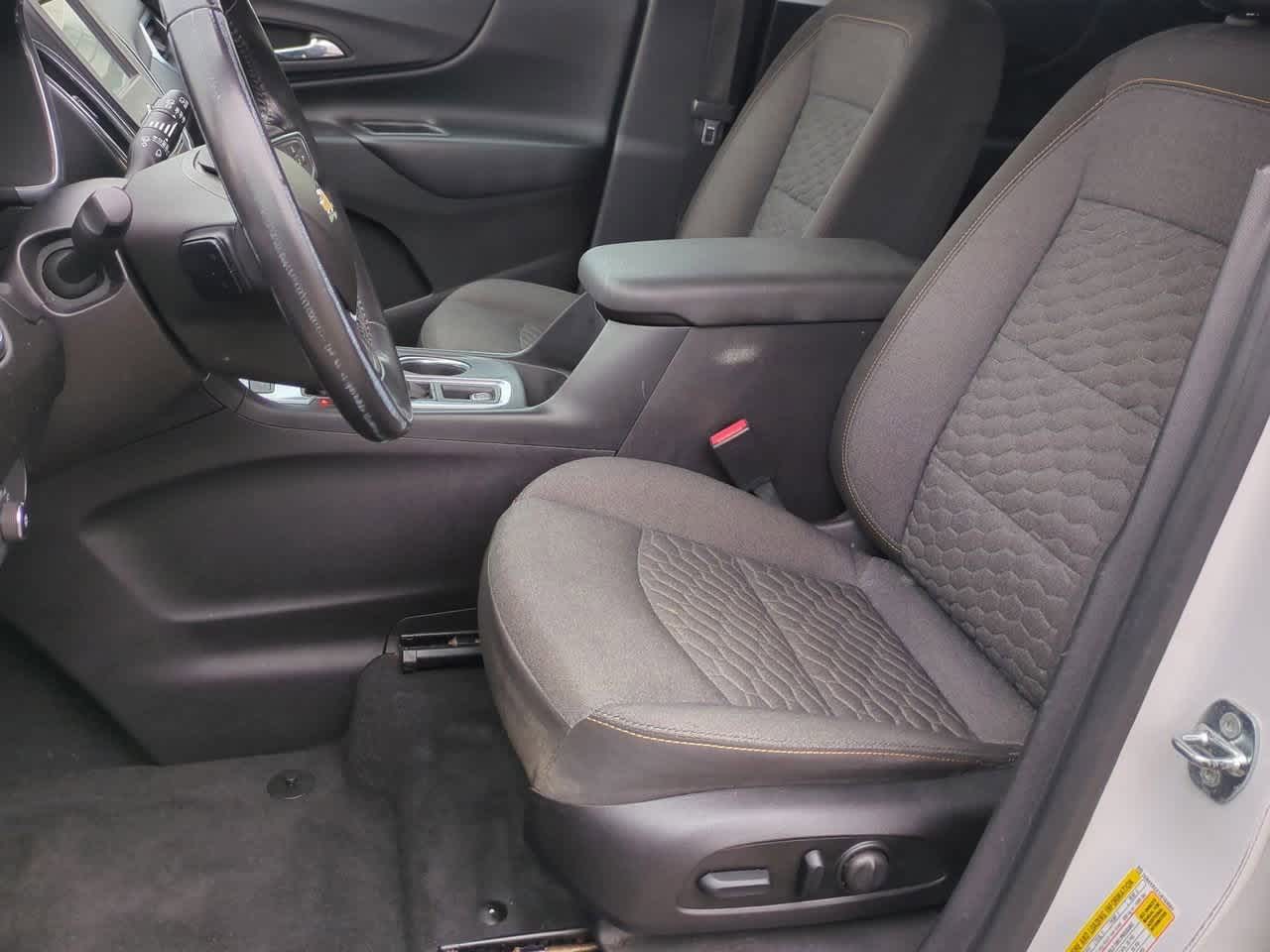 Thumbnail: 2018 Chevrolet Equinox - 15