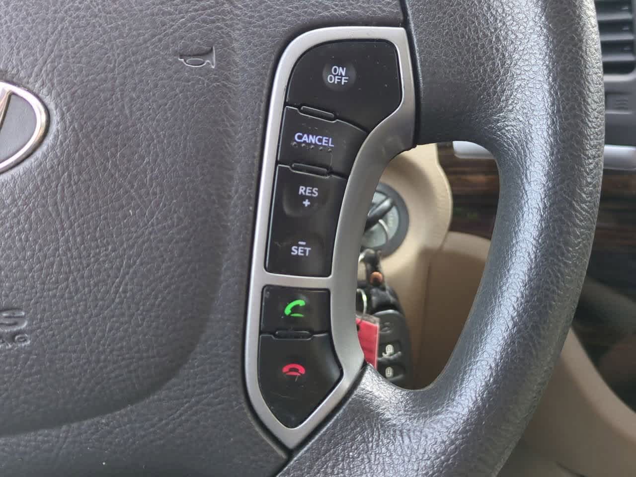 Thumbnail: 2012 Hyundai Santa Fe - 22