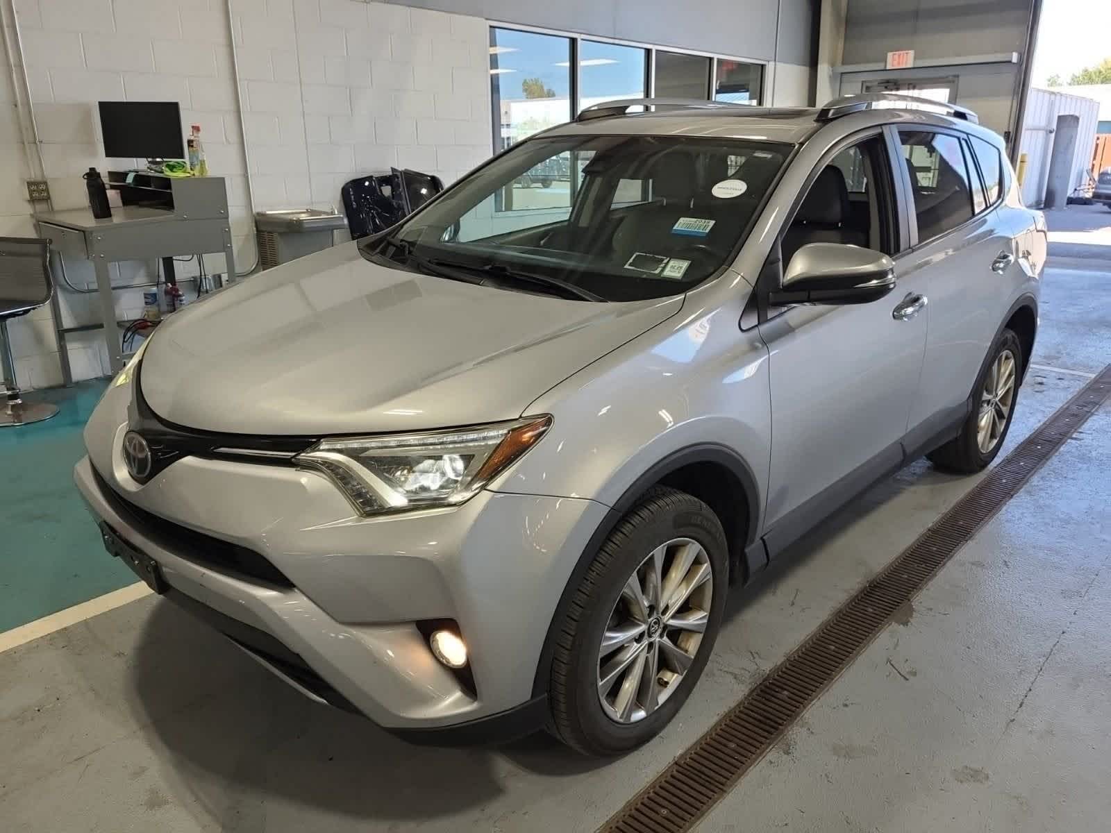 Thumbnail: 2017 Toyota RAV4 - 1