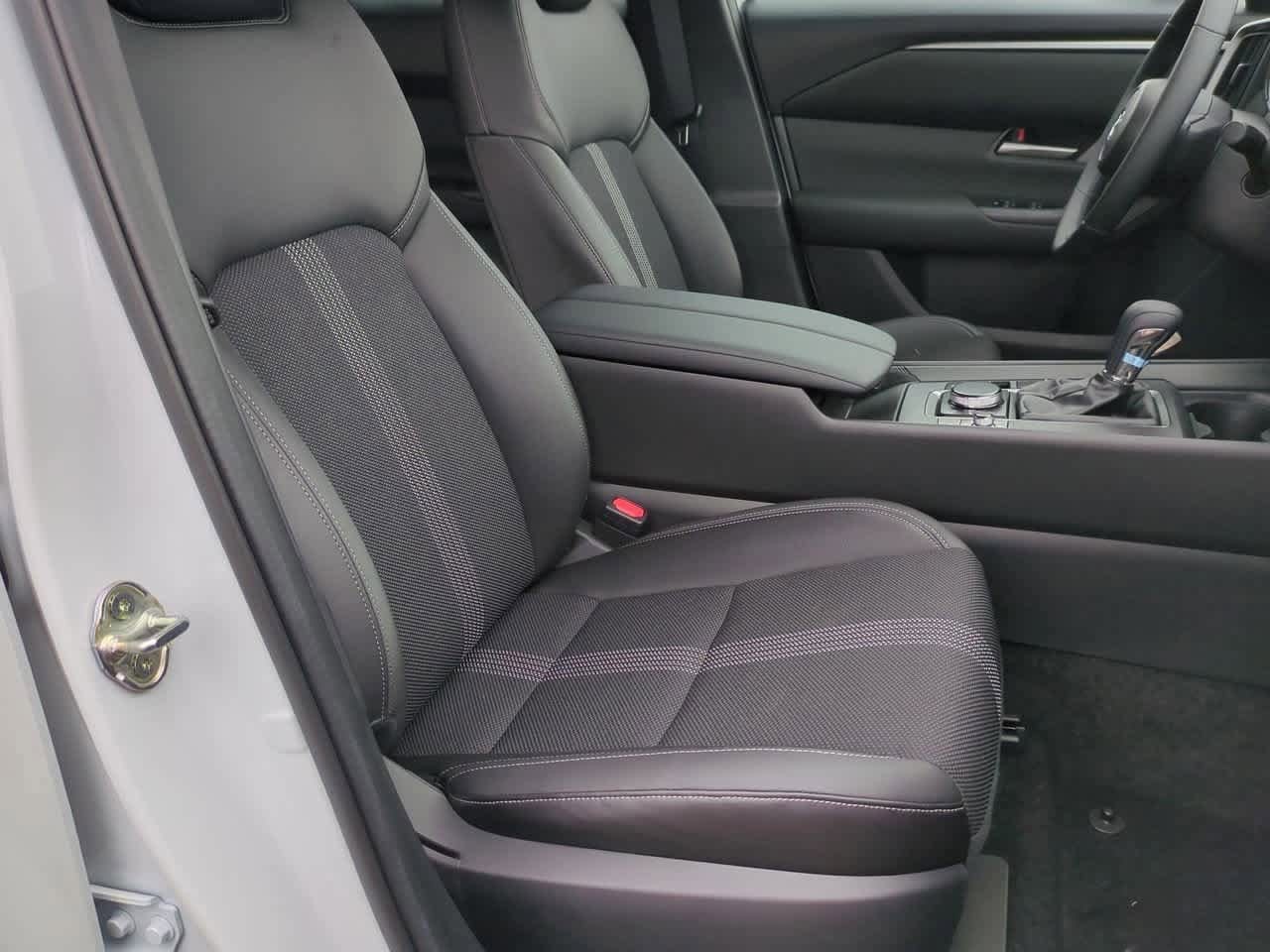 Thumbnail: 2025 Mazda CX-50 - 19