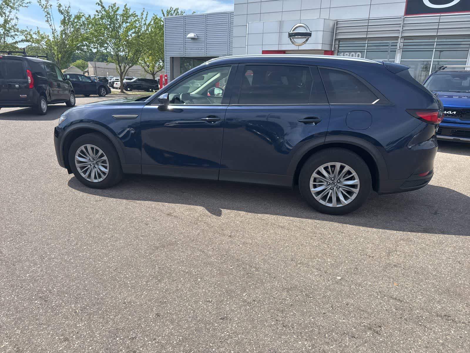Thumbnail: 2024 Mazda CX-90 - 8