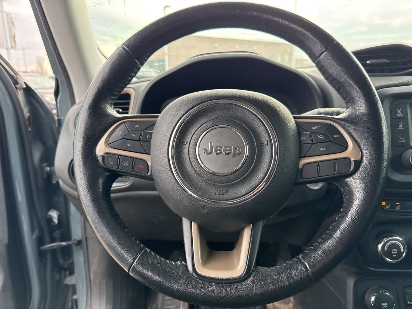 Thumbnail: 2017 Jeep Renegade - 19