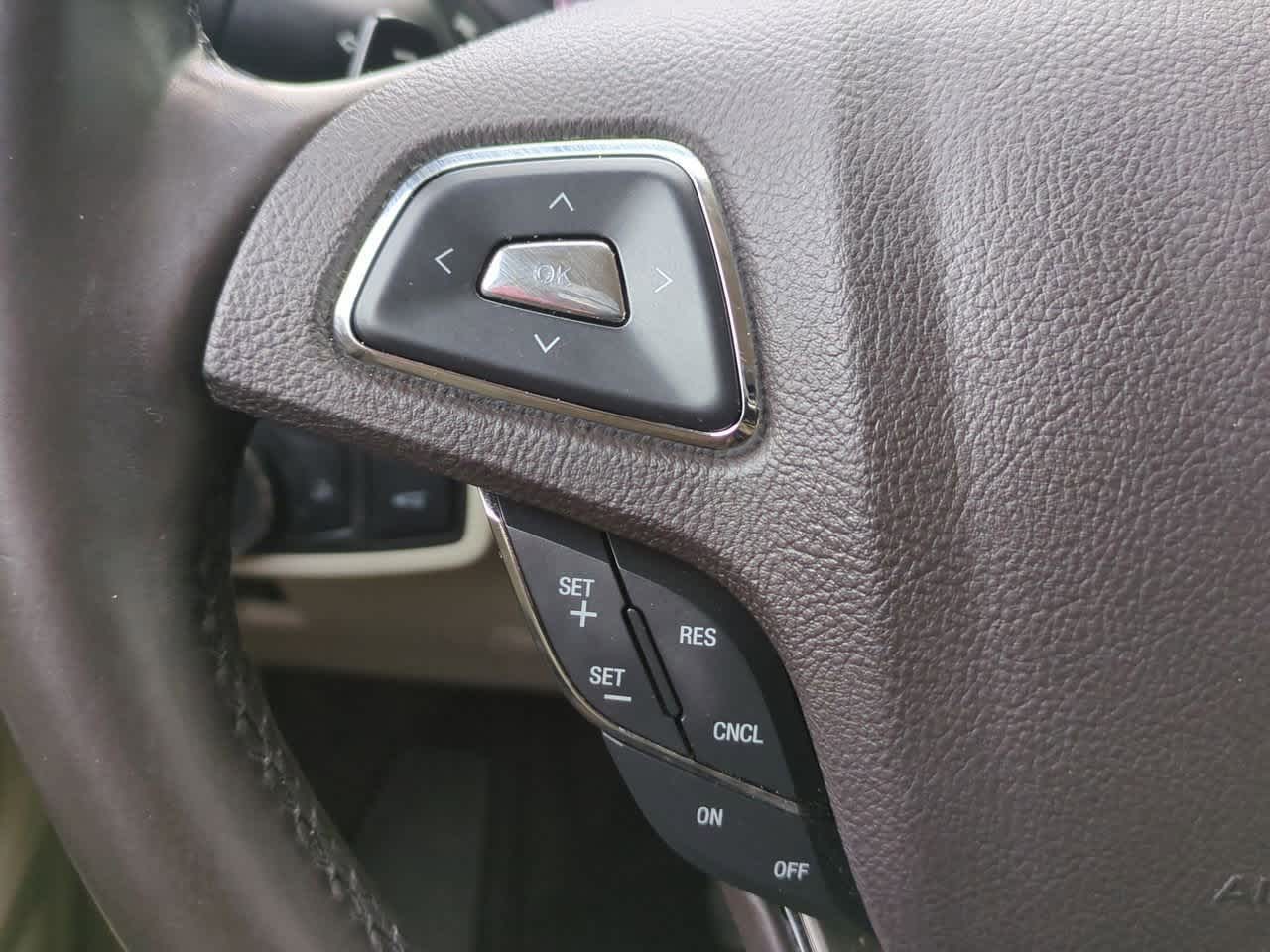 Thumbnail: 2017 Lincoln MKC - 22