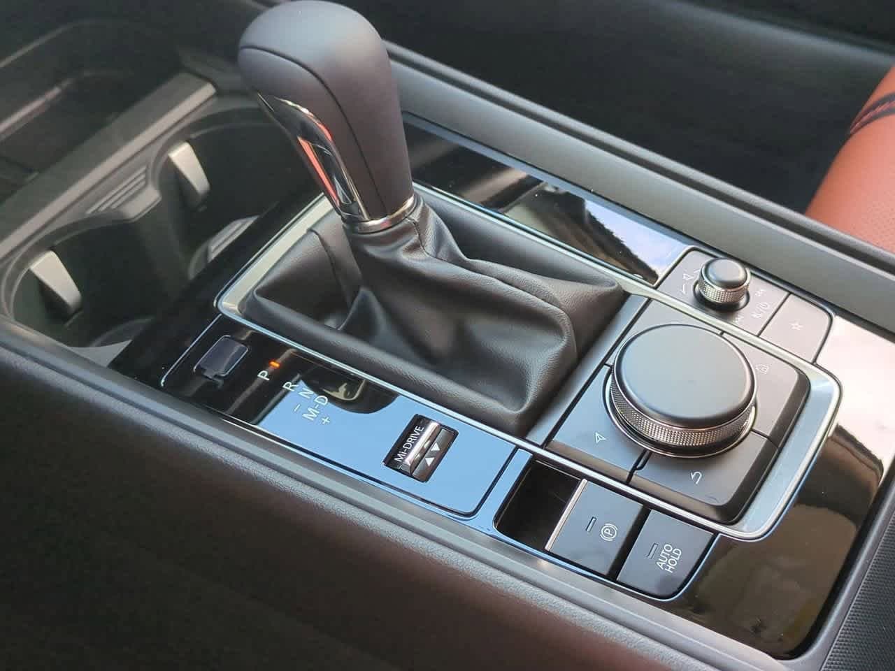 Thumbnail: 2025 Mazda CX-50 - 31