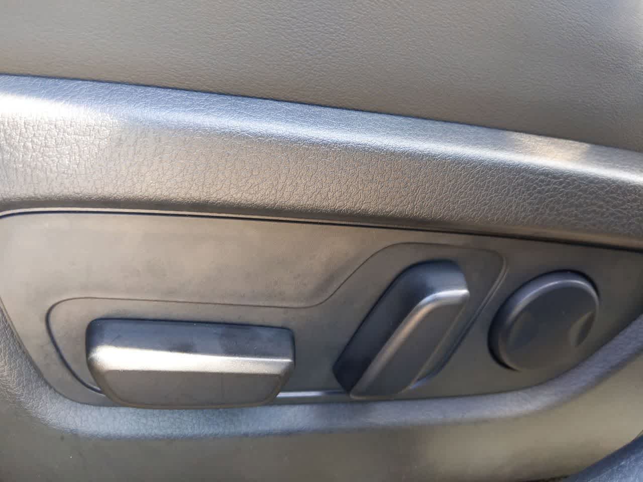 Thumbnail: 2025 Mazda CX-30 - 17