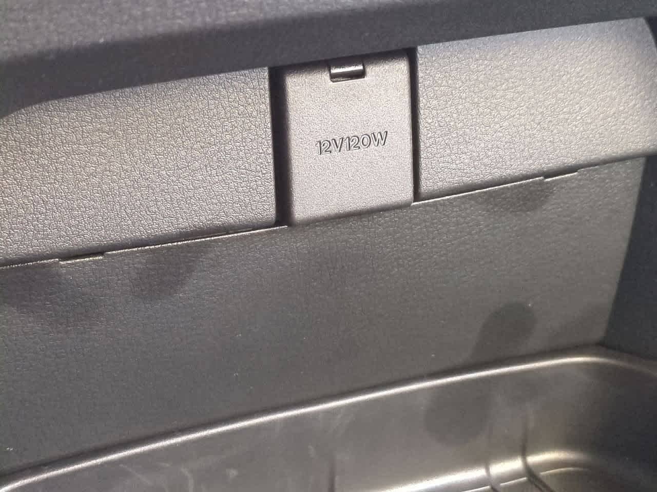 Thumbnail: 2026 Mazda CX-50 - 31