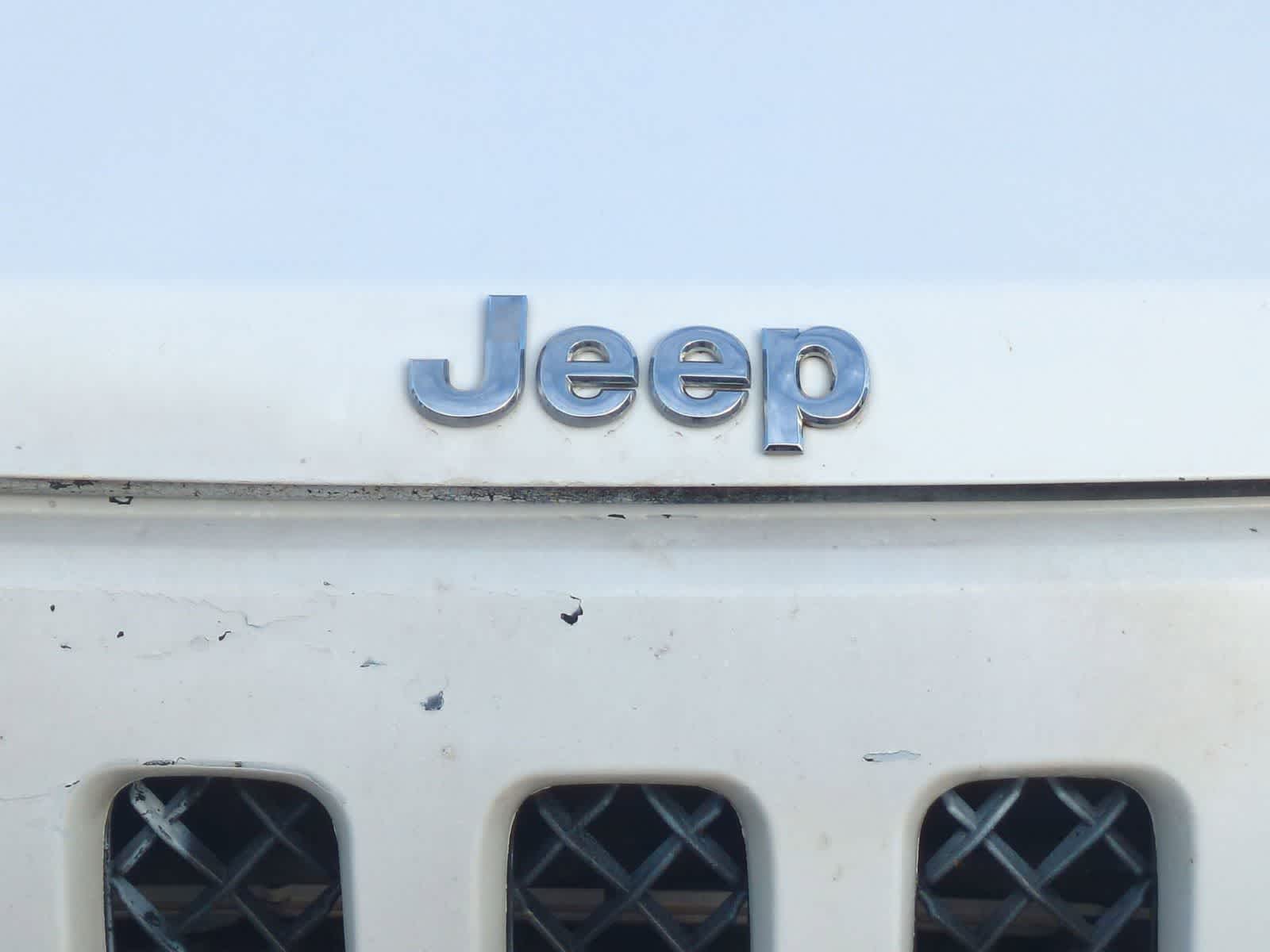 Thumbnail: 2016 Jeep Patriot - 11