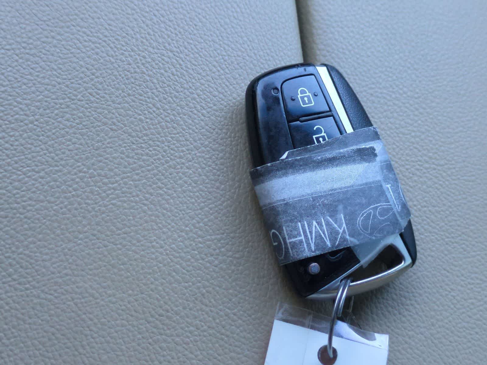 Thumbnail: 2015 Hyundai Genesis - 37