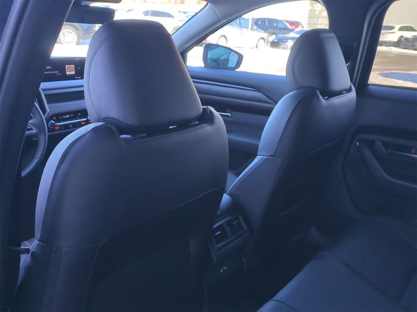 Thumbnail: 2025 Mazda CX-50 - 17