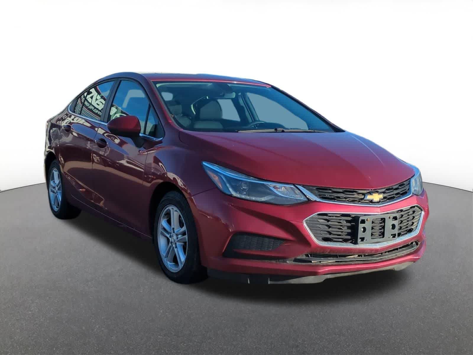 Thumbnail: 2017 Chevrolet Cruze - 8