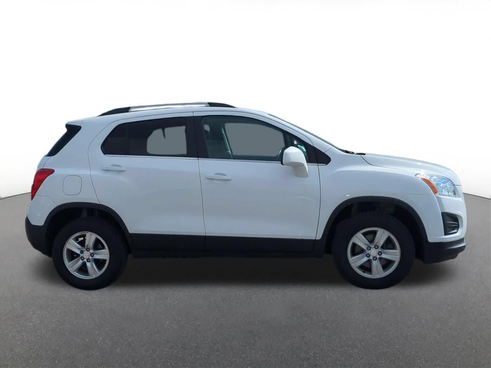 Thumbnail: 2016 Chevrolet Trax - 7