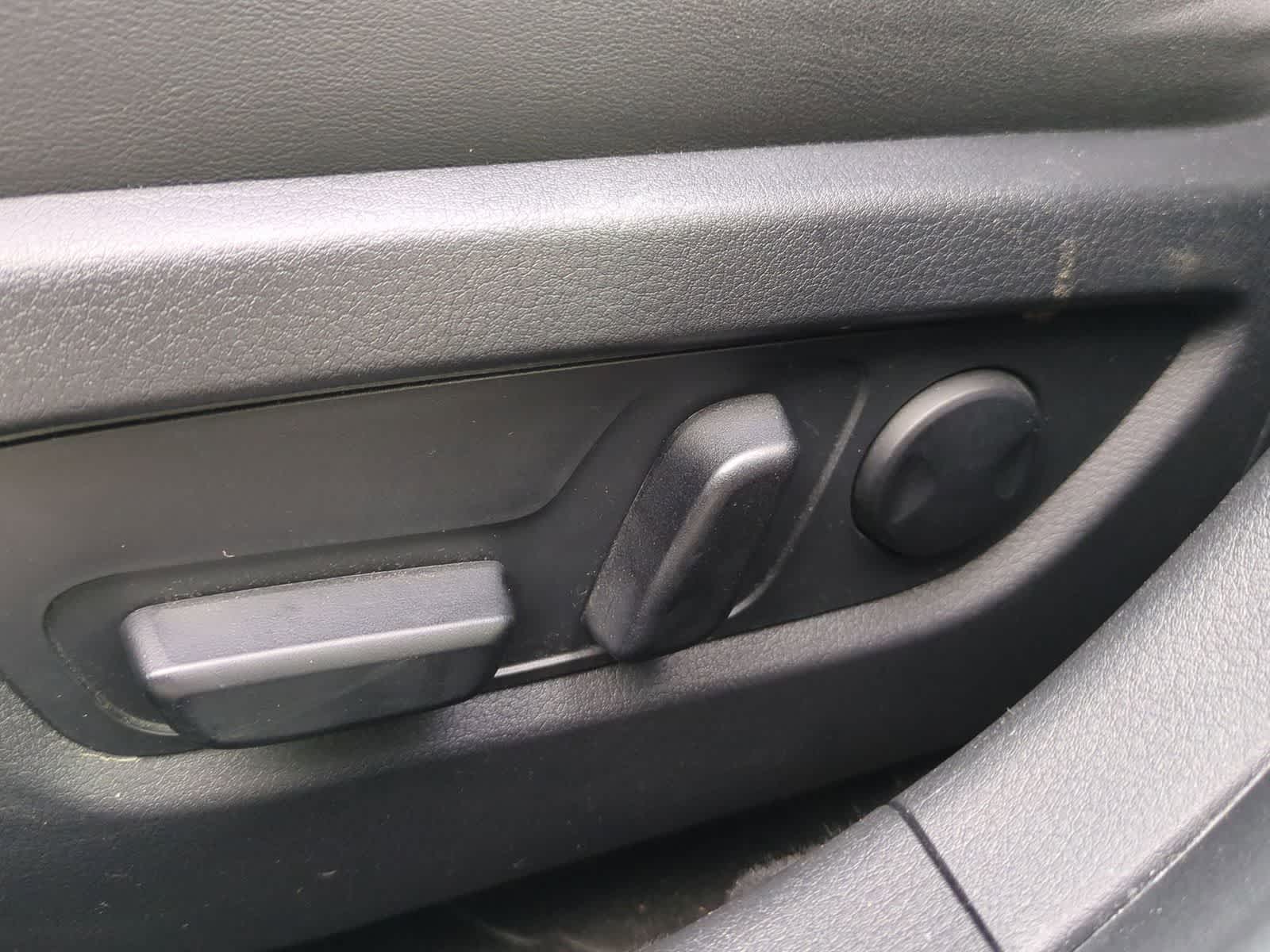 Thumbnail: 2023 Mazda CX-30 - 16