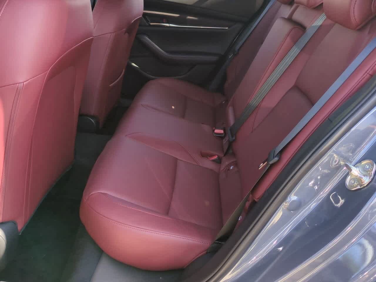 Thumbnail: 2025 Mazda Mazda3 - 17