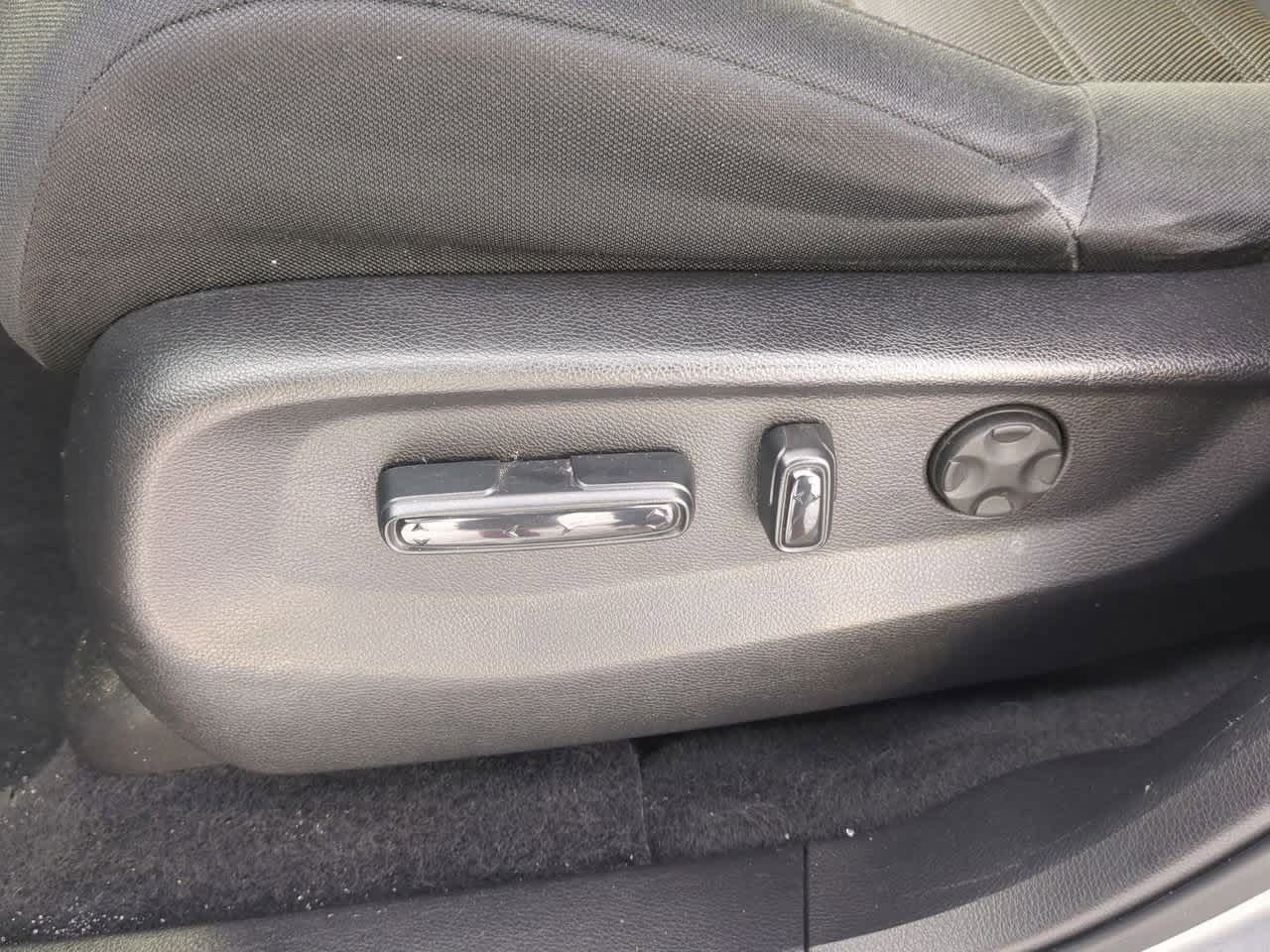 Thumbnail: 2019 Honda CR-V - 16