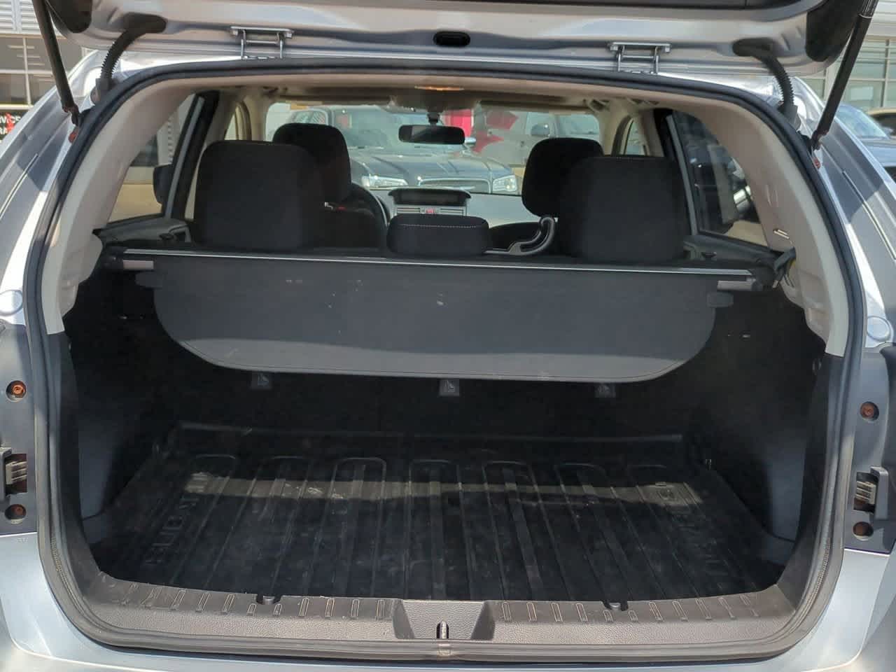 2013 Subaru XV Crosstrek Premium 32