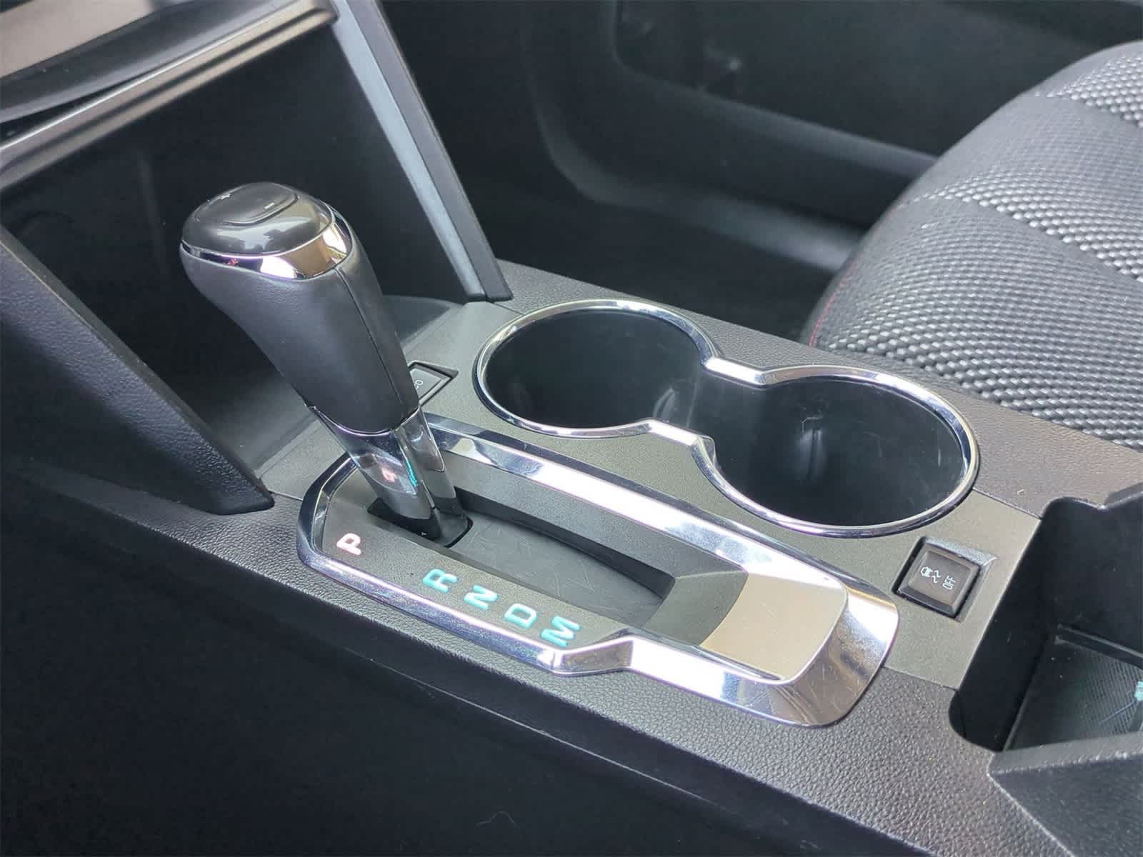 Thumbnail: 2017 Chevrolet Equinox - 30