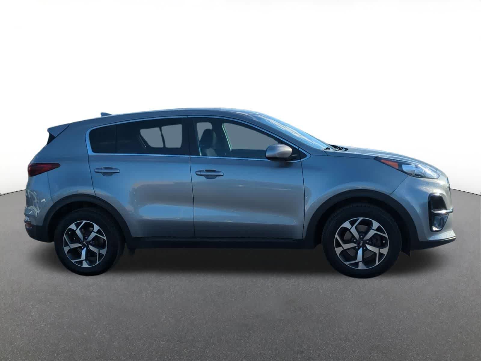 Thumbnail: 2020 Kia Sportage - 6