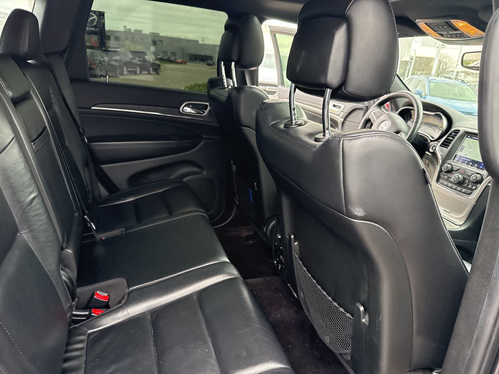 Thumbnail: 2018 Jeep Grand Cherokee - 25