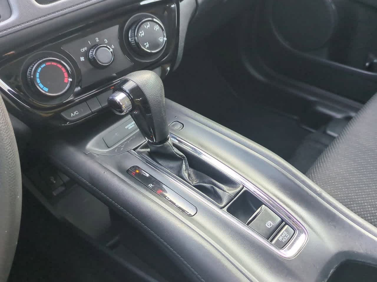 Thumbnail: 2016 Honda HR-V - 28