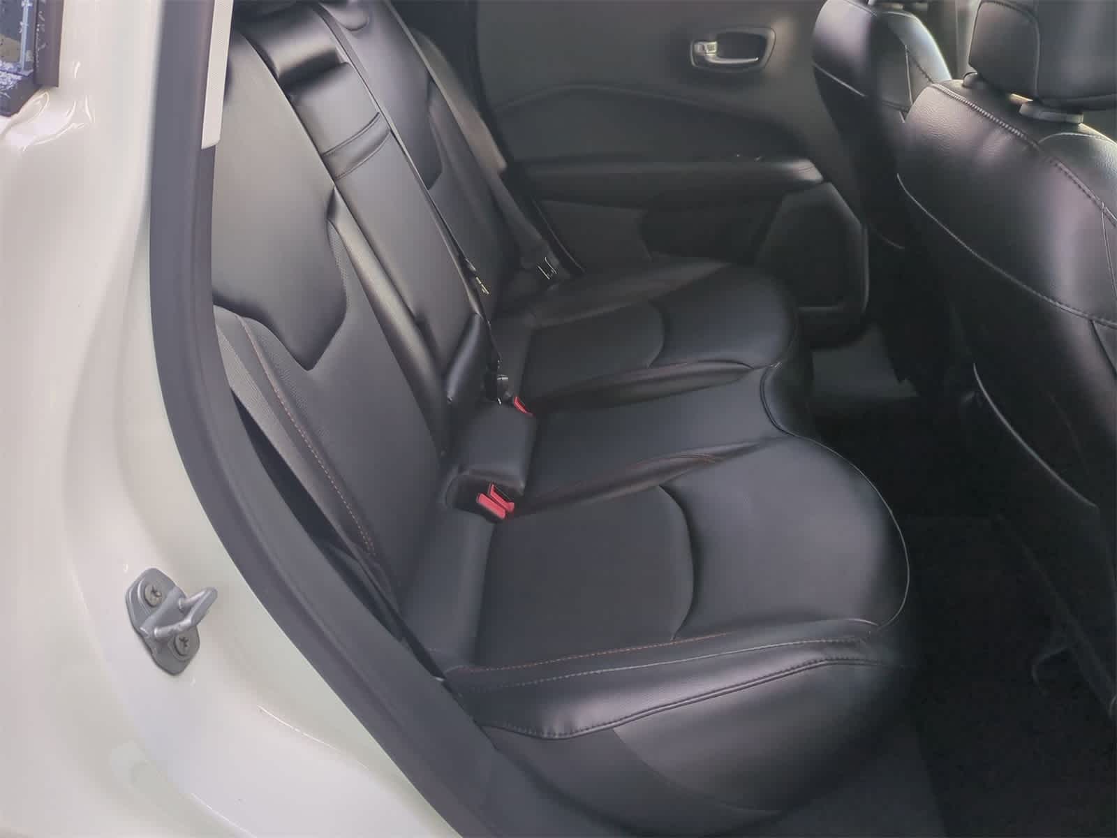 Thumbnail: 2020 Jeep Compass - 19