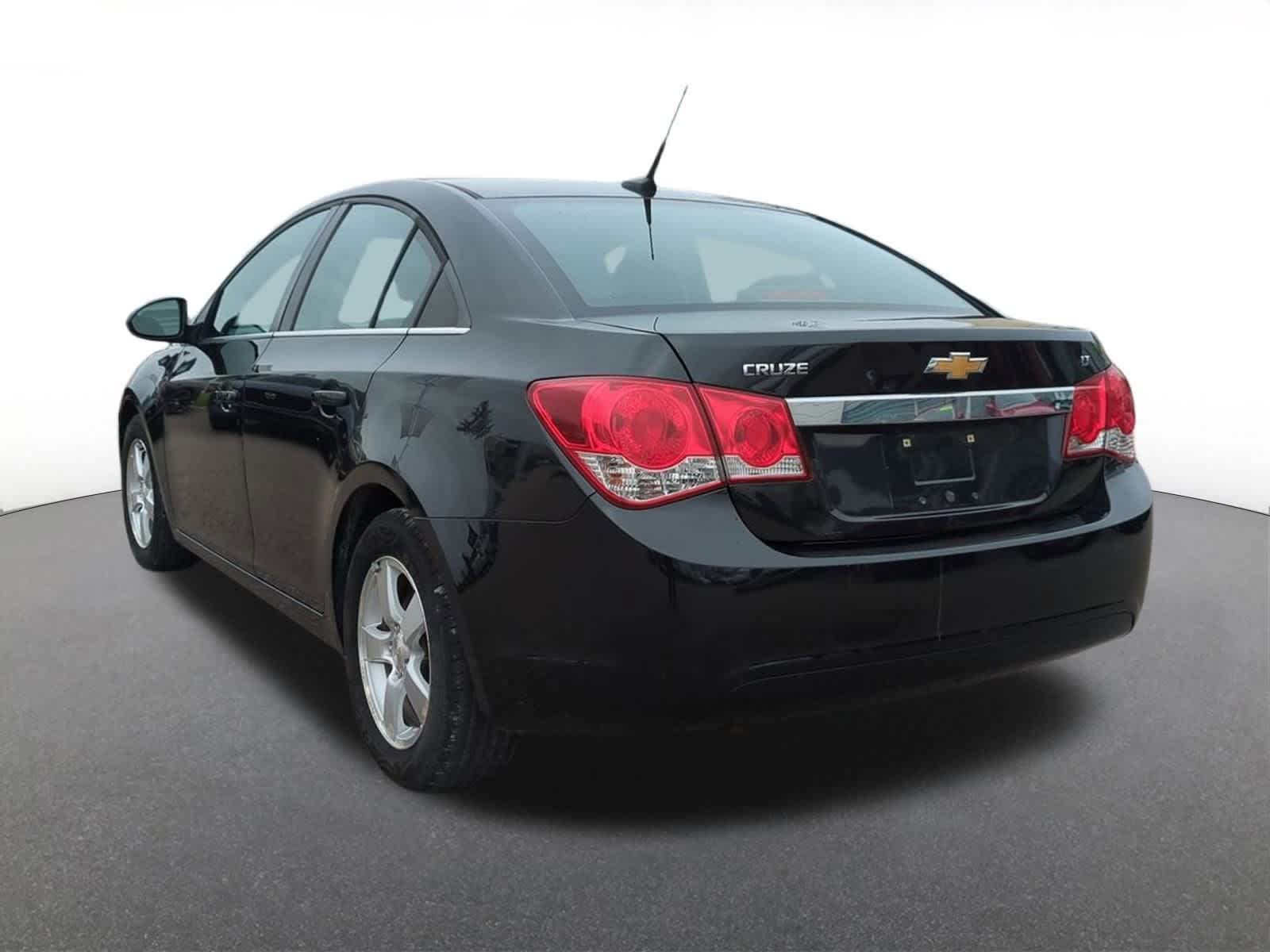 Thumbnail: 2014 Chevrolet Cruze - 4