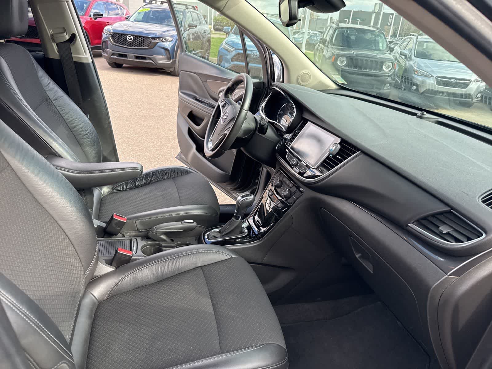 Thumbnail: 2017 Buick Encore - 26