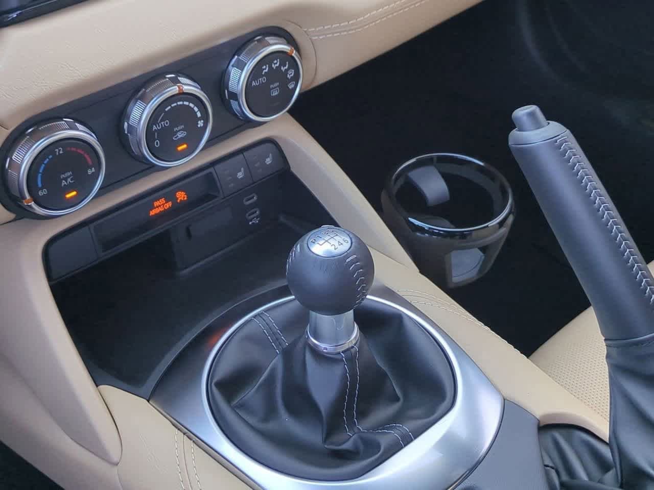 Thumbnail: 2025 Mazda MX-5 Miata - 26