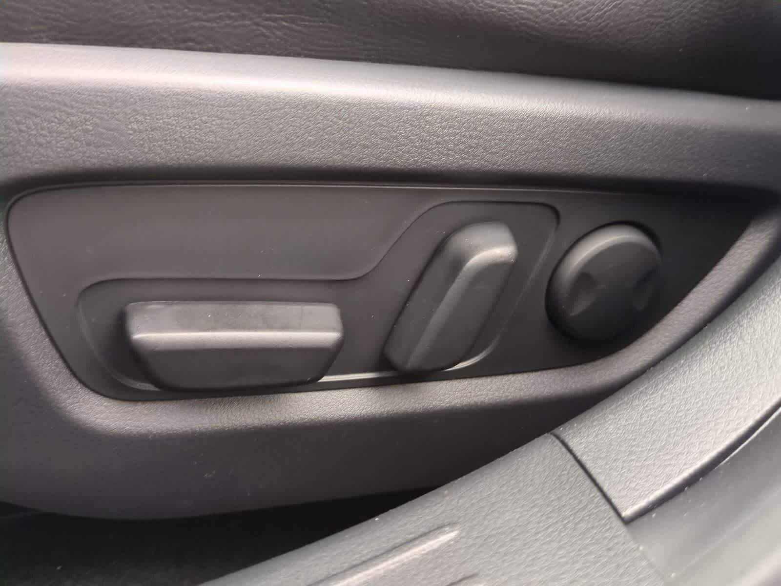 Thumbnail: 2026 Mazda CX-50 - 16