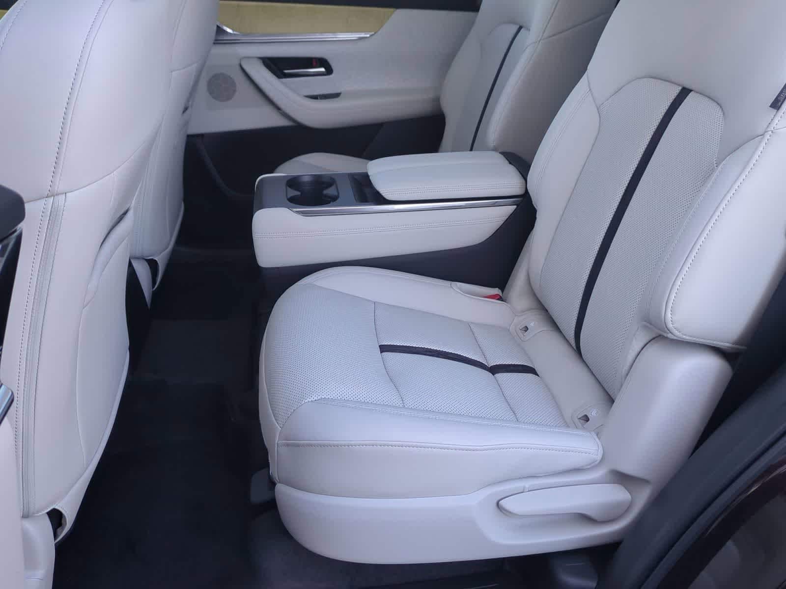 Thumbnail: 2026 Mazda CX-90 - 19
