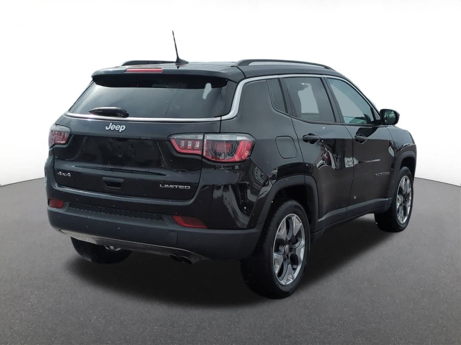 Thumbnail: 2020 Jeep Compass - 6