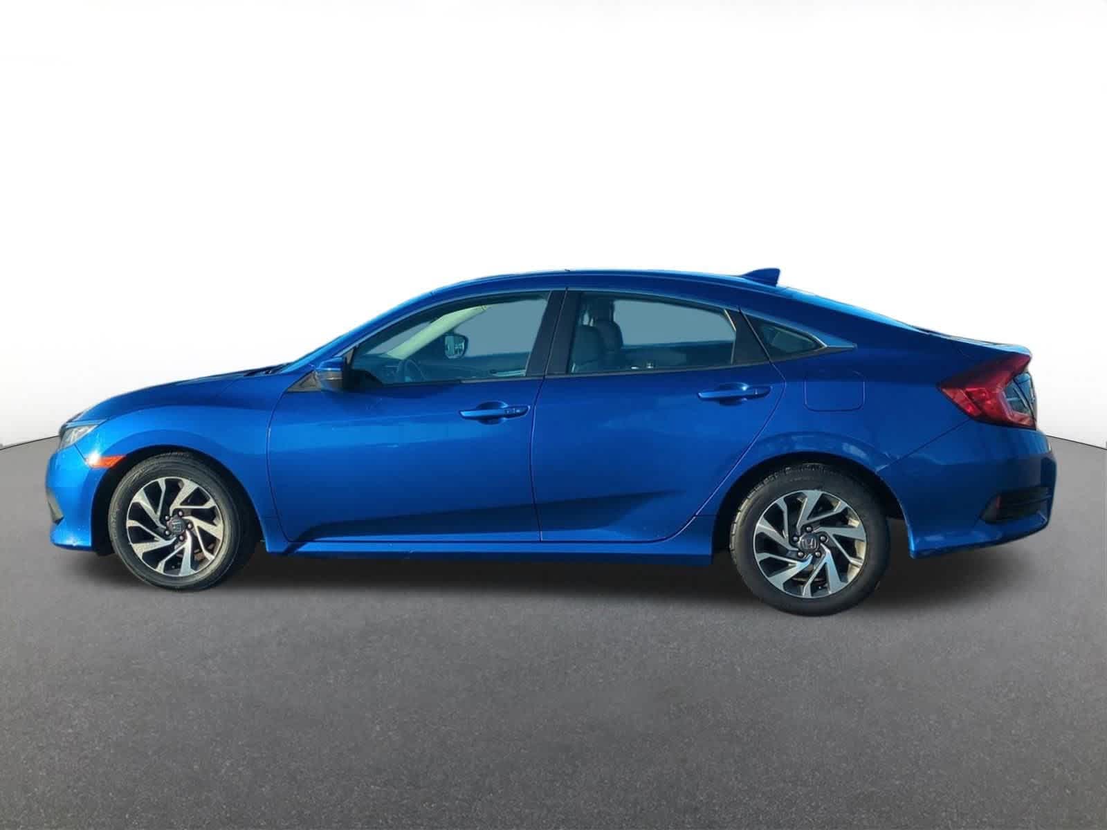 Thumbnail: 2017 Honda Civic - 3