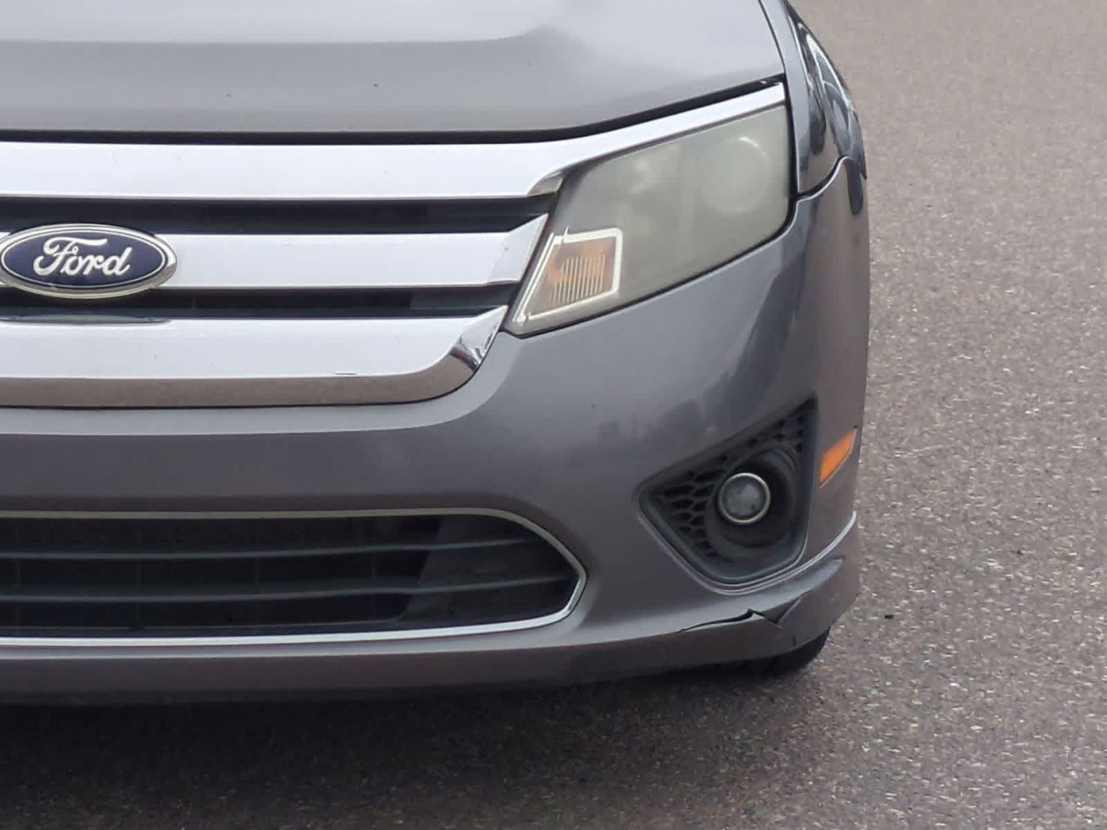 Thumbnail: 2010 Ford Fusion - 10